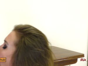 Связал молодую рабыню и жестко трахнул ее в попку