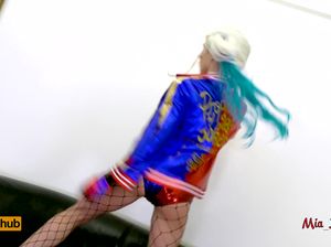 Косплей и анальный секс с горячей сучкой в колготках