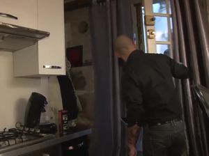 Анальный секс с горячей француженкой в чулках