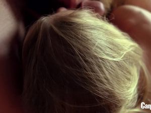 Новый год с укуренными в хлам голландками