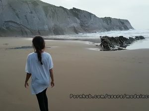 Девка в парике пососала член и облизала анус своего любимого мужика