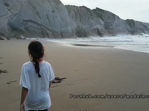 Девка в парике пососала член и облизала анус своего любимого мужика