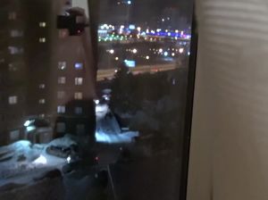 Шикарный домашний секс молодой пары просто возле окна спальни