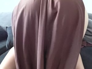 Жопастая куколка в наряде принцессы Леи трахается по-собачьи