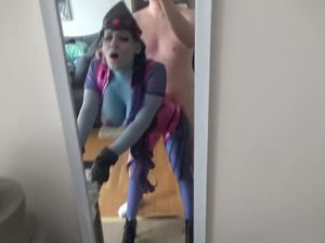 Грудастая брюнетка устроила секс и ролевые игры для любовника