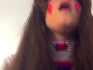 Шведская косплеерша занимается домашним сексом на камеру с парнем