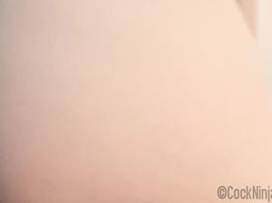 Светлая племянница соблазнила дядю и занялась с ним сексом от 1 лица