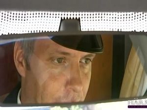 Лесбиянки долбятся страпоном и отдаются водителю такси