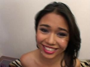 Оттрахал молодую азиатку в попку и налил сперму ей на лицо