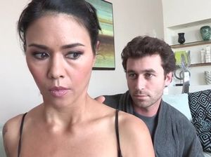 Жесткий анальный секс с татуированной азиаткой