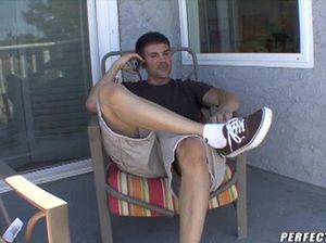 Худая соседка с пирсингом на пизде занимается сексом с другом