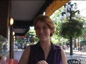 Пикапер присунул в лысую киску рыжеволосой зрелой дамы