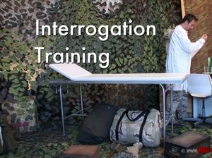 Озабоченный доктор трахает пациентку во время медосмотра