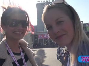 Две девчонки участвуют в утреннем секс кастинге с Пьером Вудманом