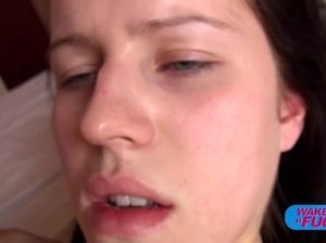 Парнишка разбудил и трахнул симпатичную брюнетку на кастинге Вудмана