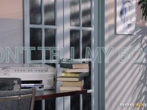 Лысый выносливый начальник занялся сексом с грудастой секретаршей