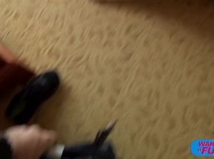 Пьер Вудман разбудил молодых девушек и стал лихо трахать их