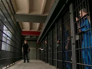 Толпа оголтелых пациентов жестко ебут красивых медсестер в анал