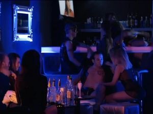 Полнометражный фильм в котором мстительная дочь дает отцу выебать себя во все дыры