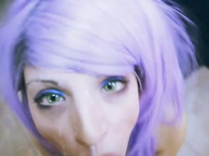 Нарезка трахающейся и сосущей член блондинки со спермой во рту