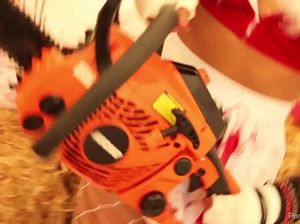 Возбужденный парень трахает мулатку в краске с окончанием внутрь