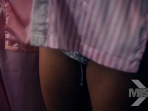 Молодые извращенки соблазнили папика и устроили жаркий секс втроем