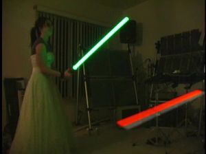 Домашняя девка в чулках с маленькими сиськами делает минет за деньги