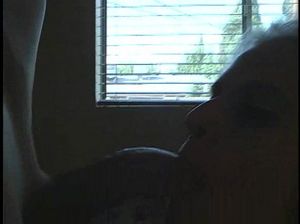 Татуированная неформалка в корсете и чулках занимается сексом за деньги с мужиком