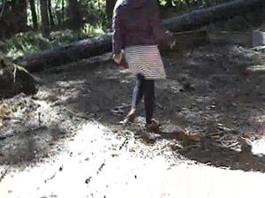 Девка сосет член кудрявого блондина и разрешает лизать свою киску