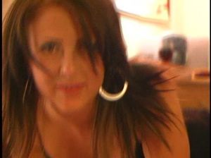 Пацан снял домашний секс с пьяной красоткой на кровати