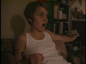 Домашние лесбиянки лижут волосатые пилотки и кончают от пальцев