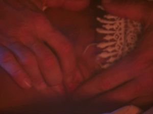 Нежный секс красивой блондинки и крепкого кобеля в старинном стиле