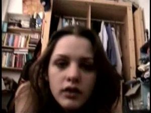 Парень делает любительскую съемку глубокого минета и ебет подругу раком