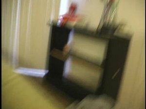 Пошлая красотка за деньги разделась и встала раком для ебли