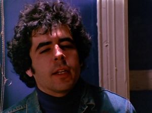 Извращенные мужики и телочки делают клизмы в больнице и ебутся