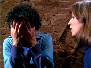 Извращенные мужики и телочки делают клизмы в больнице и ебутся