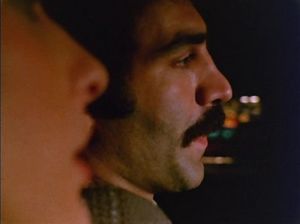 Извращенные мужики и телочки делают клизмы в больнице и ебутся