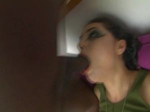 Саша Грей делает горловой минет огромного черного члена