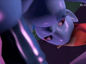 Синяя футанари пони с огромным членом трахает подружку из мультика