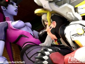 Жгучая футанари Вдова из Овервотч наслаждается минетом от сучки Ангел