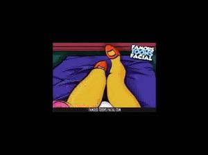 Телочка из Симпсонов мастурбирует пизду розовым дилдо