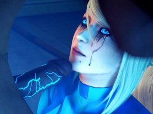 Роскошная рисованная блонда делает глубокий минет черному дружку