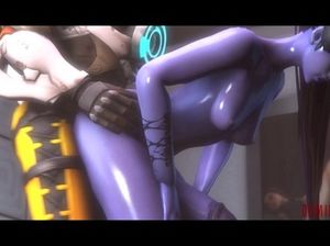 Две красивые 3D футанари возбуждаются и круто кончают от анального секса