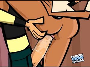 Панк неформал долбит стерву в ротик, а потом и в мокрую пилотку