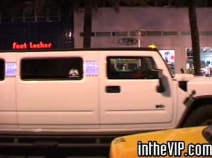 Пьяные молодые телочки лихо скачут на членах в групповом сексе