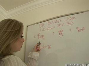 Училка совратила студента и трахнулась с ним в пизду