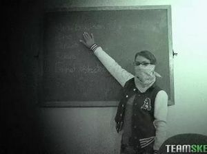 Красивая студентка получила кунилингус и занялась сексом со своим преподавателем